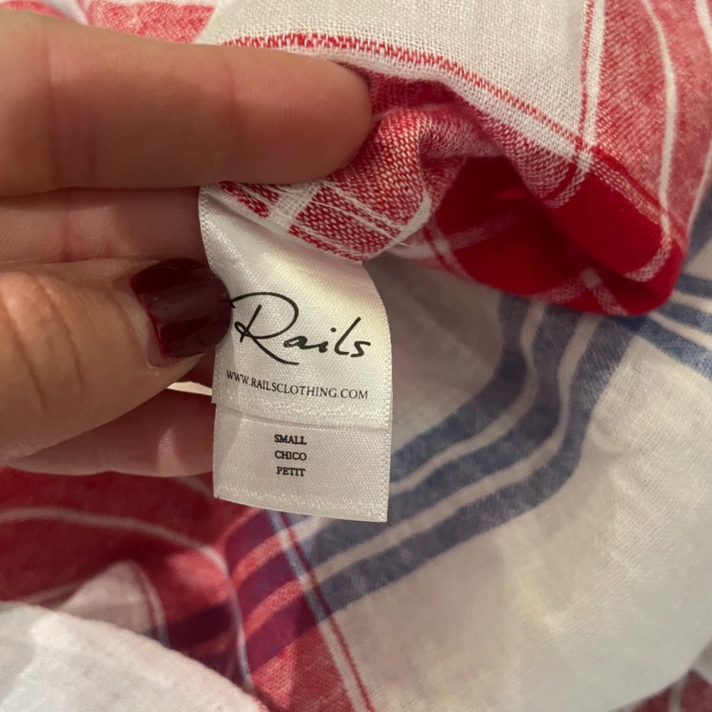 Rails Plaid Button Down Barely Worn - image 4